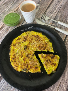 ફરાળી હાંડવો (Farali Handvo Recipe In Gujarati) રેસીપી મુખ્ય ફોટો