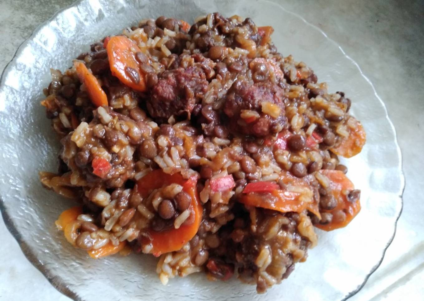 Guiso de lentejas con albondiguitas de chorizo