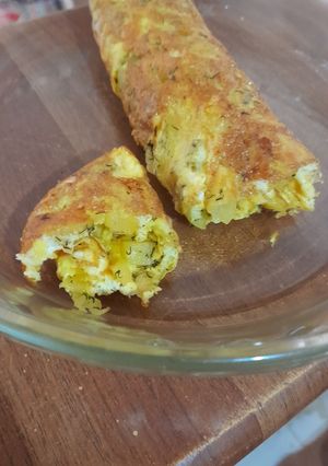 عکسی از دستور رول تخم مرغ و سیب زمینی