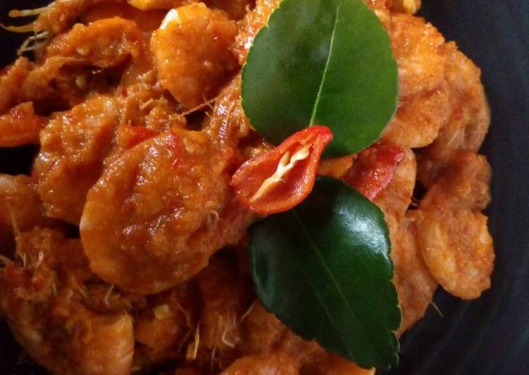 Udang api tumis cikur (kencur)