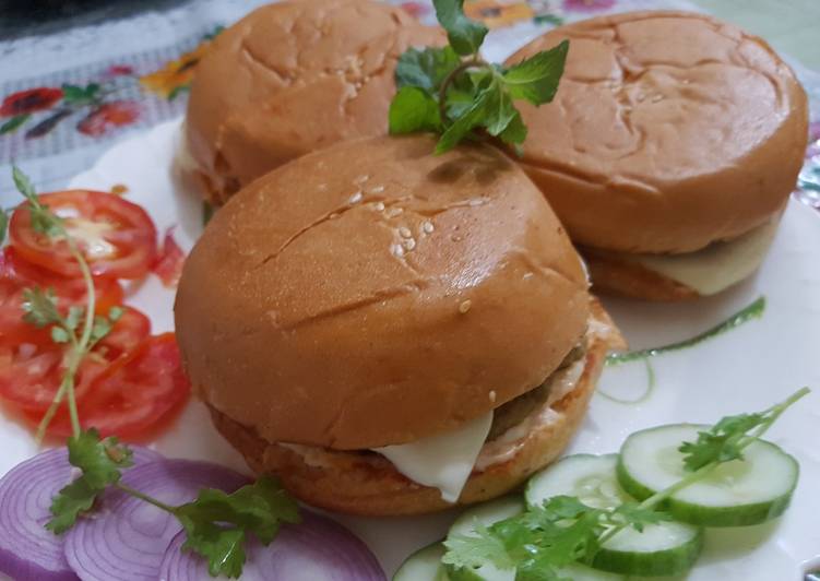 Recipe of Super Quick Homemade Chicken Cheese Shami Kabab burger Recipe |