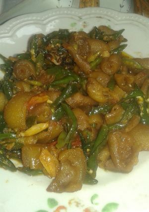 Foto resep Oseng-oseng kikil sapi