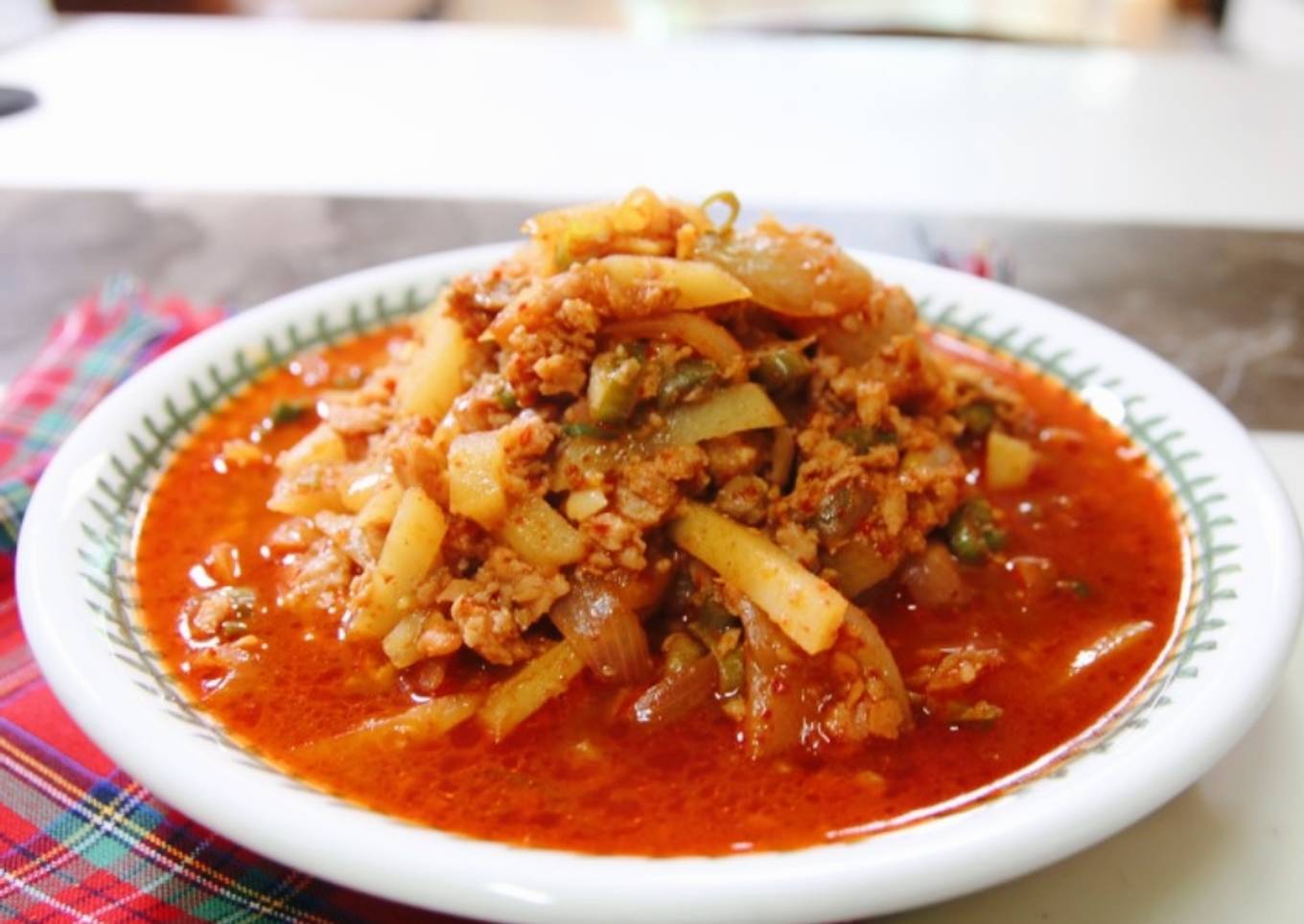 Kimchi Jjaguli, Yg doyan Kimchi Jjigae wajib banget coba. Super