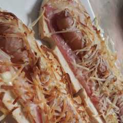 Foto principal de Paninis de frankfurt, bacon y queso a mi manera