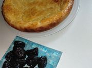 Une photo de desserts pruneaux