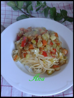 Una foto de Tallarines con verduras