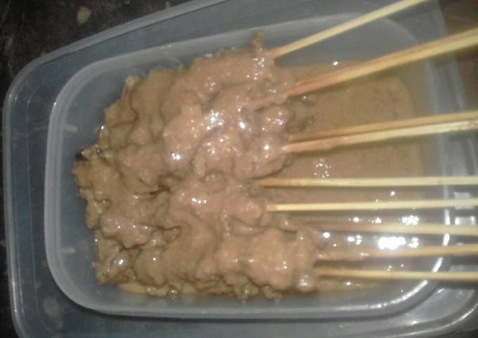 Ini dia! Bagaimana cara memasak Sate sapi bumbu kacang untuk Idul Fitri  nikmat