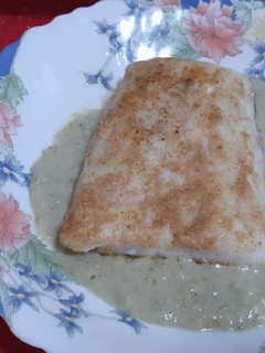 Una foto de Merluza con crema de Cabrales (aprovechamiento)