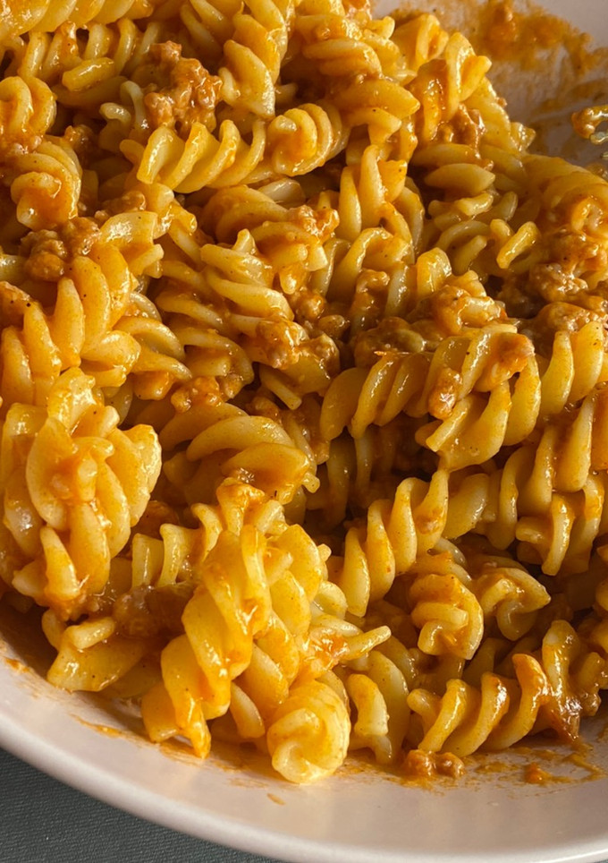 Una foto de Espirales con salsa bolognesa
