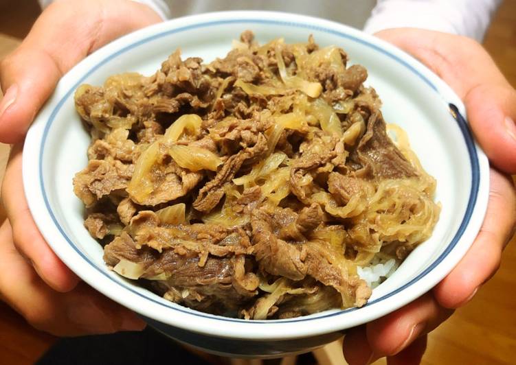 Recipe of Quick Gyudon (beef bowl)