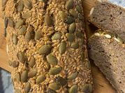 Una foto de pan de lino a la sartén