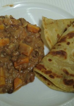 A picture of Beans in coconut cream with chapati #coconut tamarind contest.