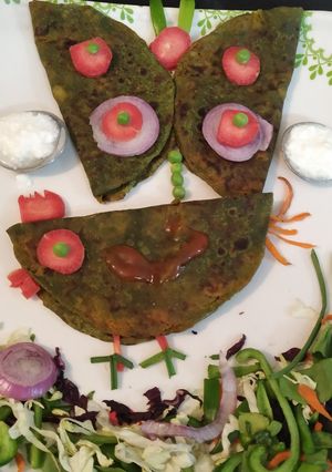 A picture of Healthy green paratha.