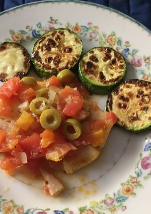 Una foto de Pescado guisado con aceitunas