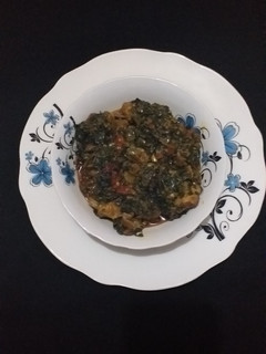 Miyan ganyen ugu ainihin hoton girkin