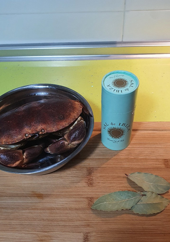 Una foto de Cocer buey de mar fresco