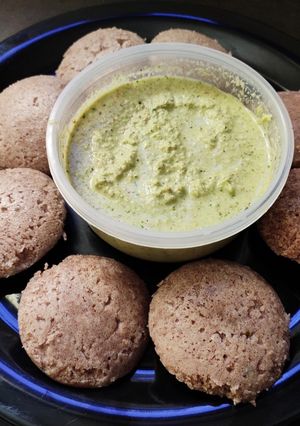 A picture of Raagi Idli.