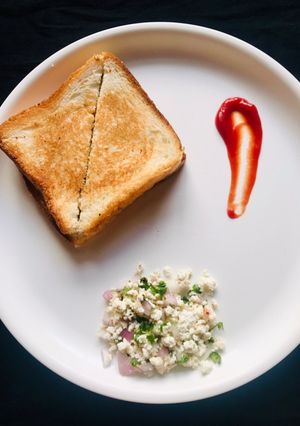A picture of Bread Paneer Sandwich.