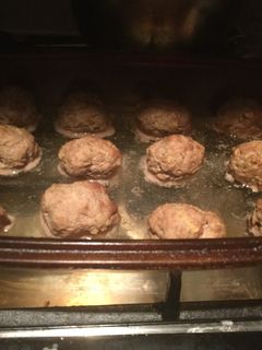 A picture of Pork and apple koftas .