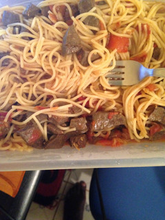A picture of Stewed liver with noodles.