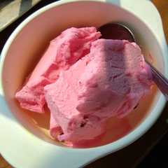 รูปของ Es krim pondan praktis