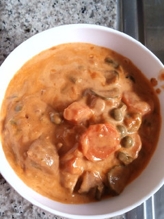A picture of Creamy vegetable soup.