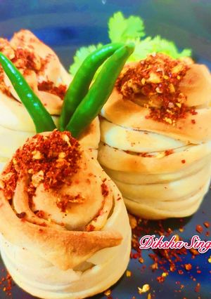 A picture of Baked layered vada Pav.