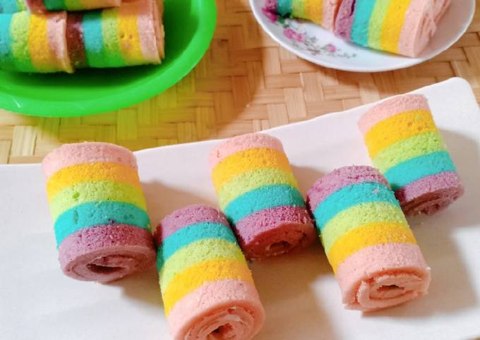 Recipe: Yummy Bolu Gulung Rainbow (Mini)