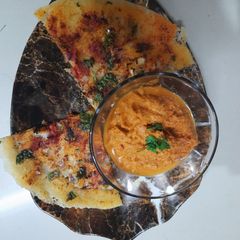 A picture of Tomato onion chutney.