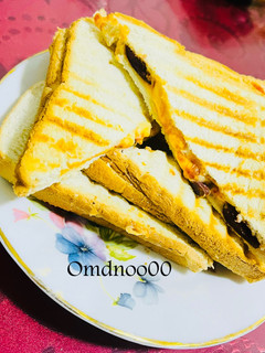 صورة لوصفة بيتزا بالتوست 🥪🍞🍕
