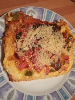 Una foto de Huevos revueltos en tostada