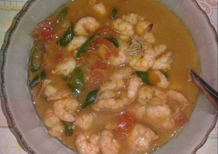 Langkah Mudah untuk Membuat Masak udang cabe ijo, Bisa Manjain Lidah