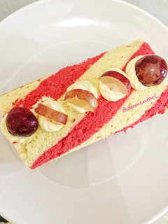 Foto resep Strawberry Roll Cake