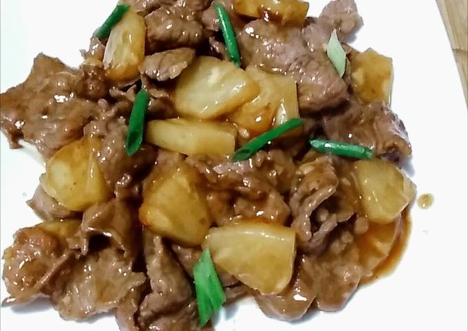 Simple Way to Prepare Super Quick Homemade Stir fry beef&amp;pineapple