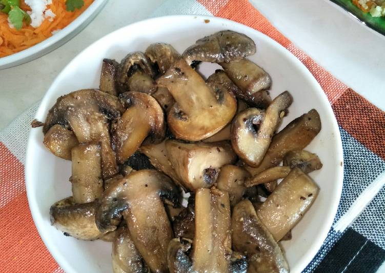 Simple Way to Prepare Super Quick Homemade Garlic mushroom stir fry