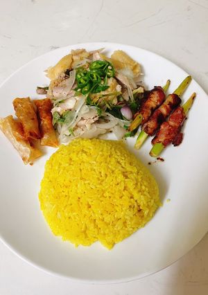 Hình của món Cơm gà Hội An.