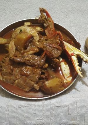 A picture of Crab potato gravy.