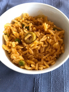 Una foto de Arroz con gandules (chícharos)