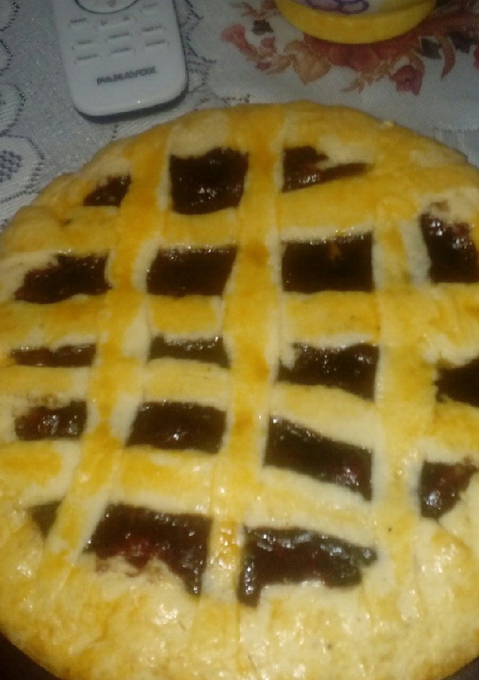 Una foto de Pastafrola de mermelada de arándanos