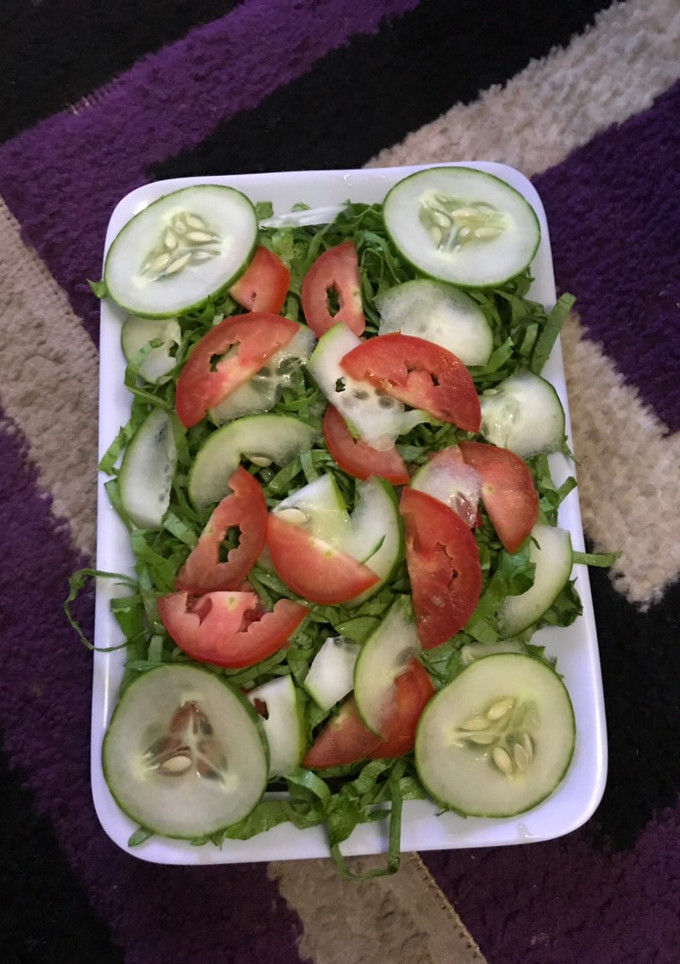 A picture of Simple salad.