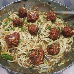 A picture of Noodles with Manchurian Balls.
