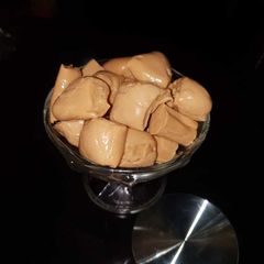 A picture of Iloka(milk candy).
