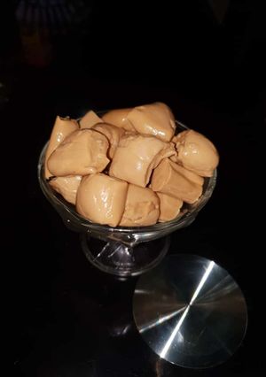A picture of Iloka(milk candy).