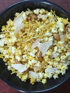 ધાણી દાળિયા શીંગ મિક્સ (Dhani Daliya Shing Mix Recipe In Gujarati) રેસીપી મુખ્ય ફોટો