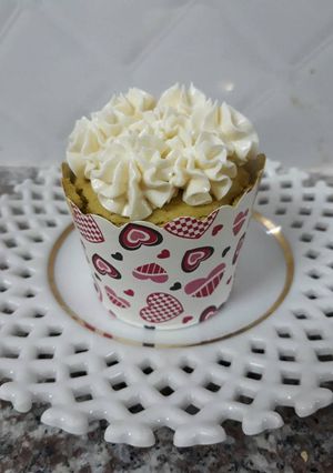 Hình của món Cupcake Gato HongKong vị trà xanh vs kem bơ lòng trắng trứng.
