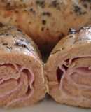 Pechugas rellenas de jamón y queso