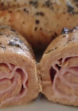 Una foto de Pechugas rellenas de jamón y queso