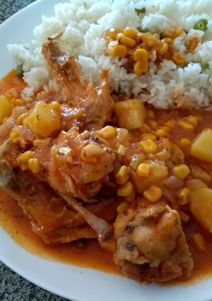 Una foto de Guiso de alitas con maicitos