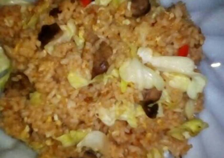 Langkah Mudah untuk Menyiapkan Nasi goreng abrakadabra, Lezat Sekali