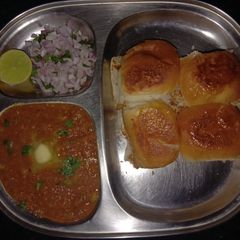 A picture of Pav -Bhaji.